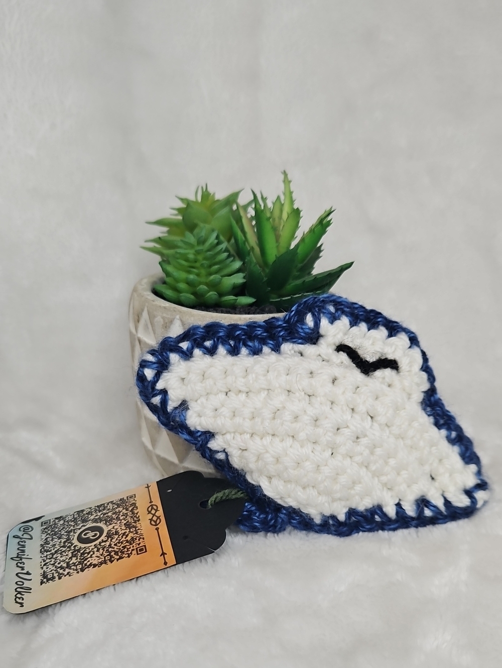 Handmade Crochet Spotted Stingray Plushie (NEW) - Picture 4 of 5